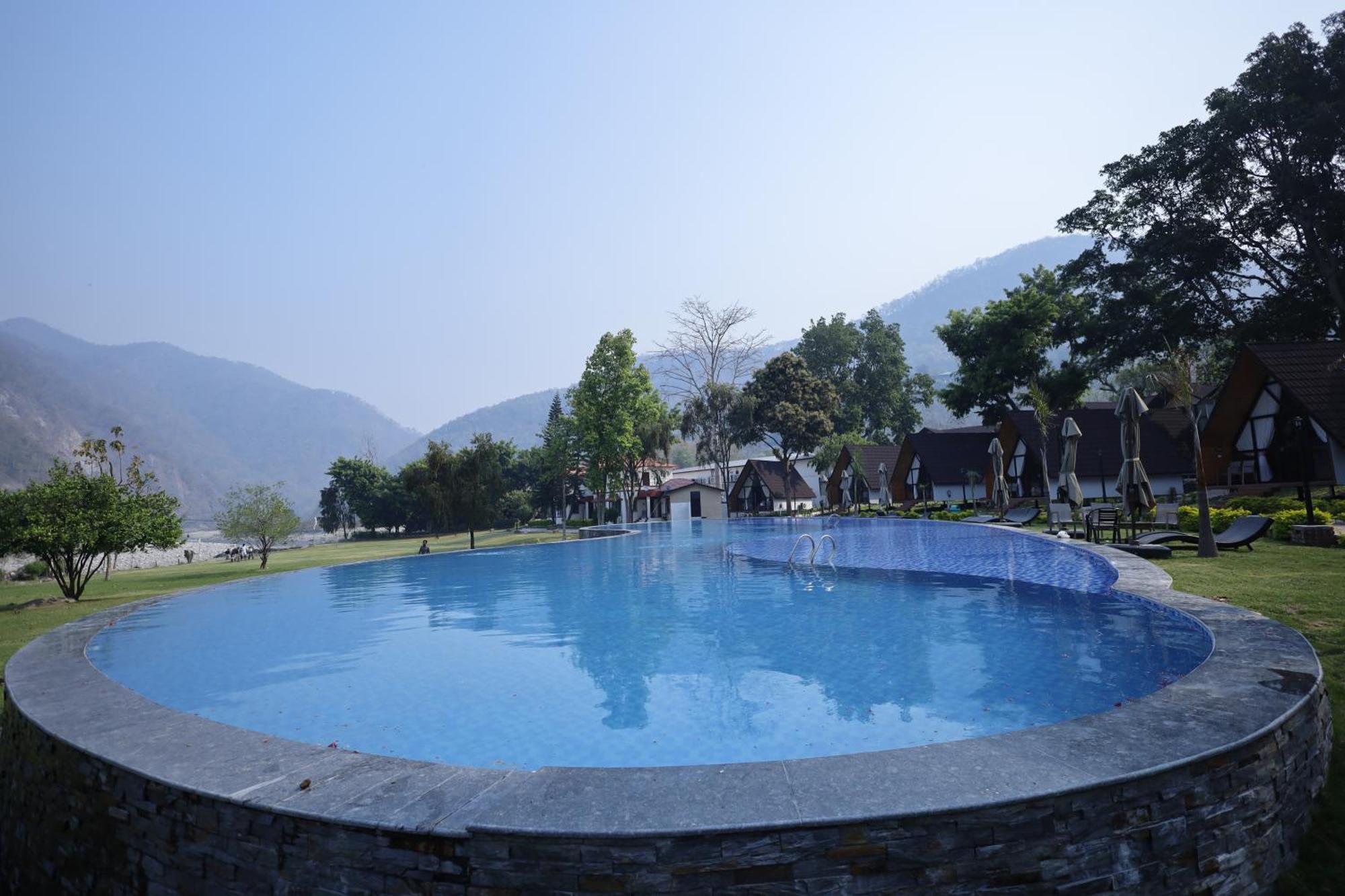 Welcomheritage Tarangi Ramganga Resort Marchula Екстериор снимка