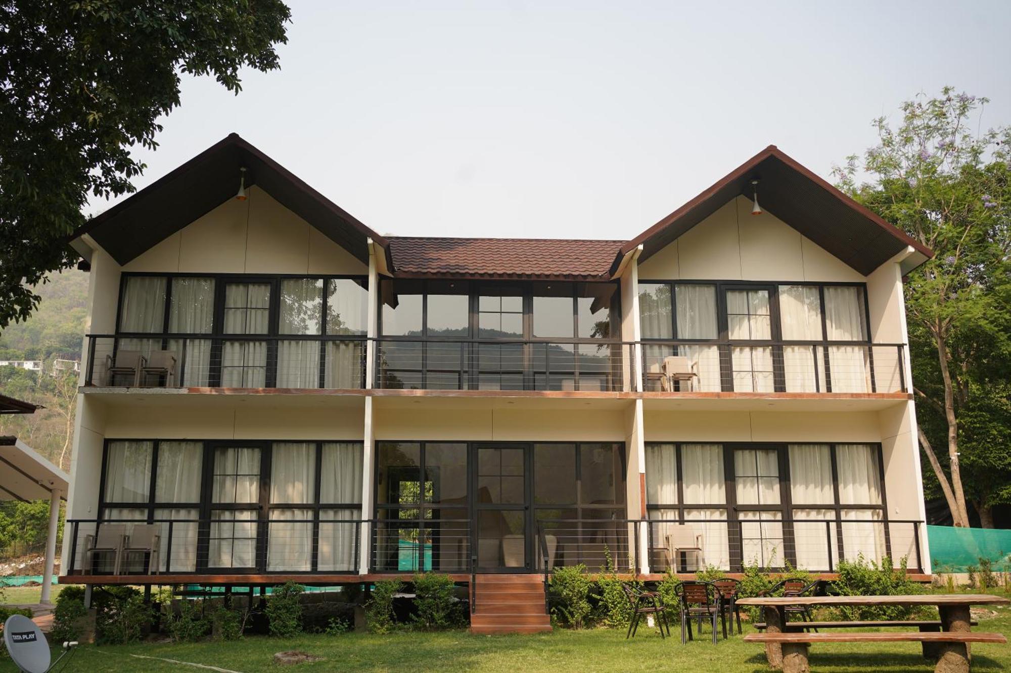 Welcomheritage Tarangi Ramganga Resort Marchula Екстериор снимка
