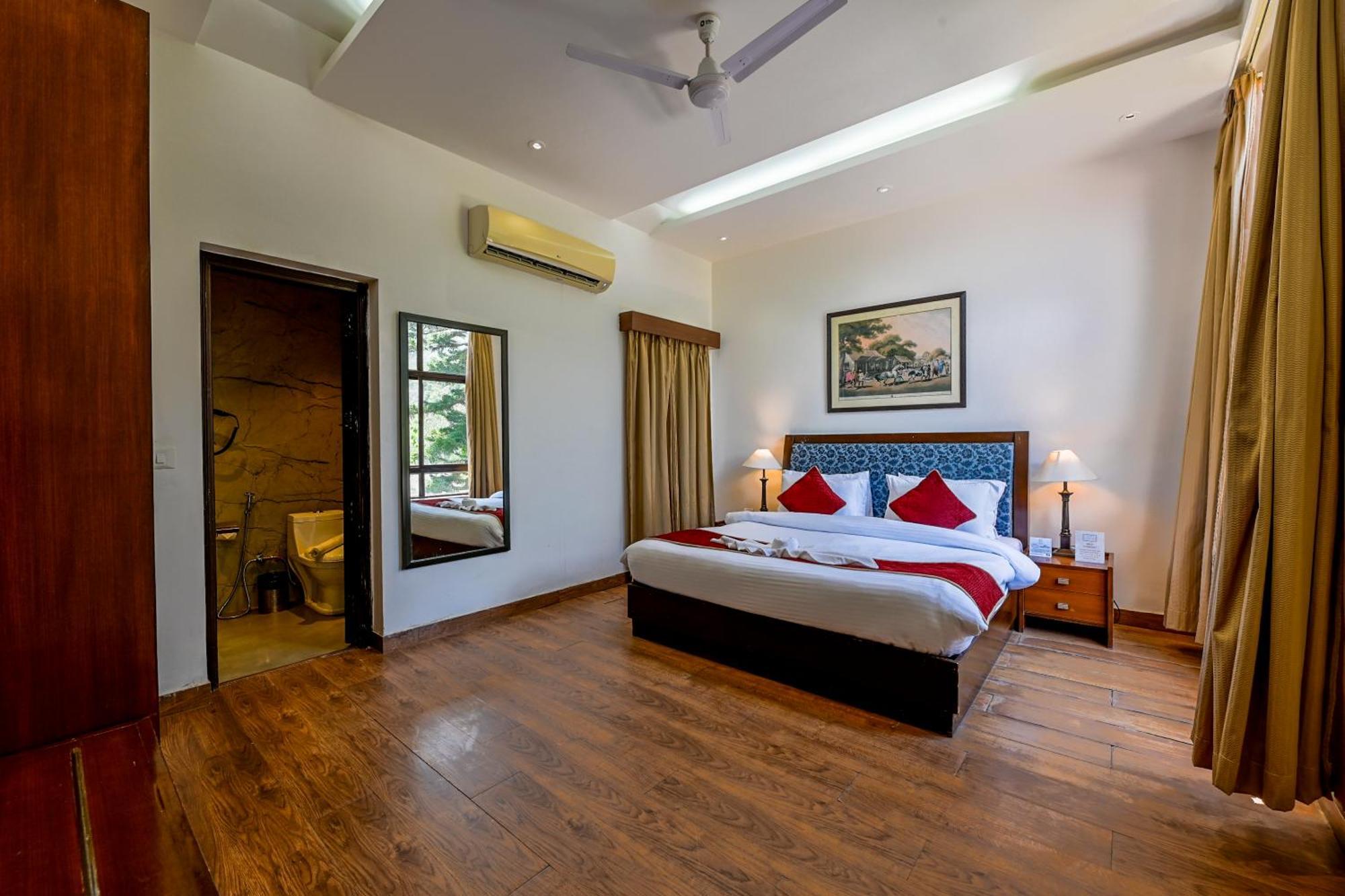 Welcomheritage Tarangi Ramganga Resort Marchula Екстериор снимка