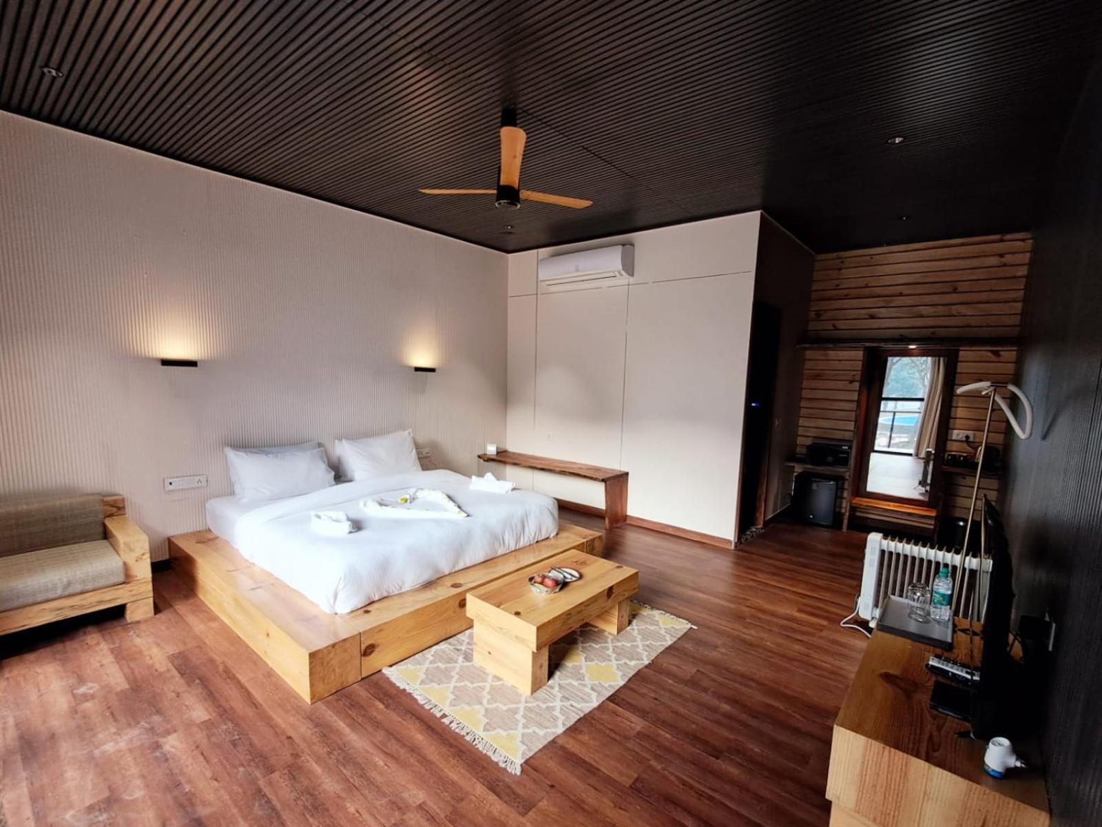 Welcomheritage Tarangi Ramganga Resort Marchula Екстериор снимка
