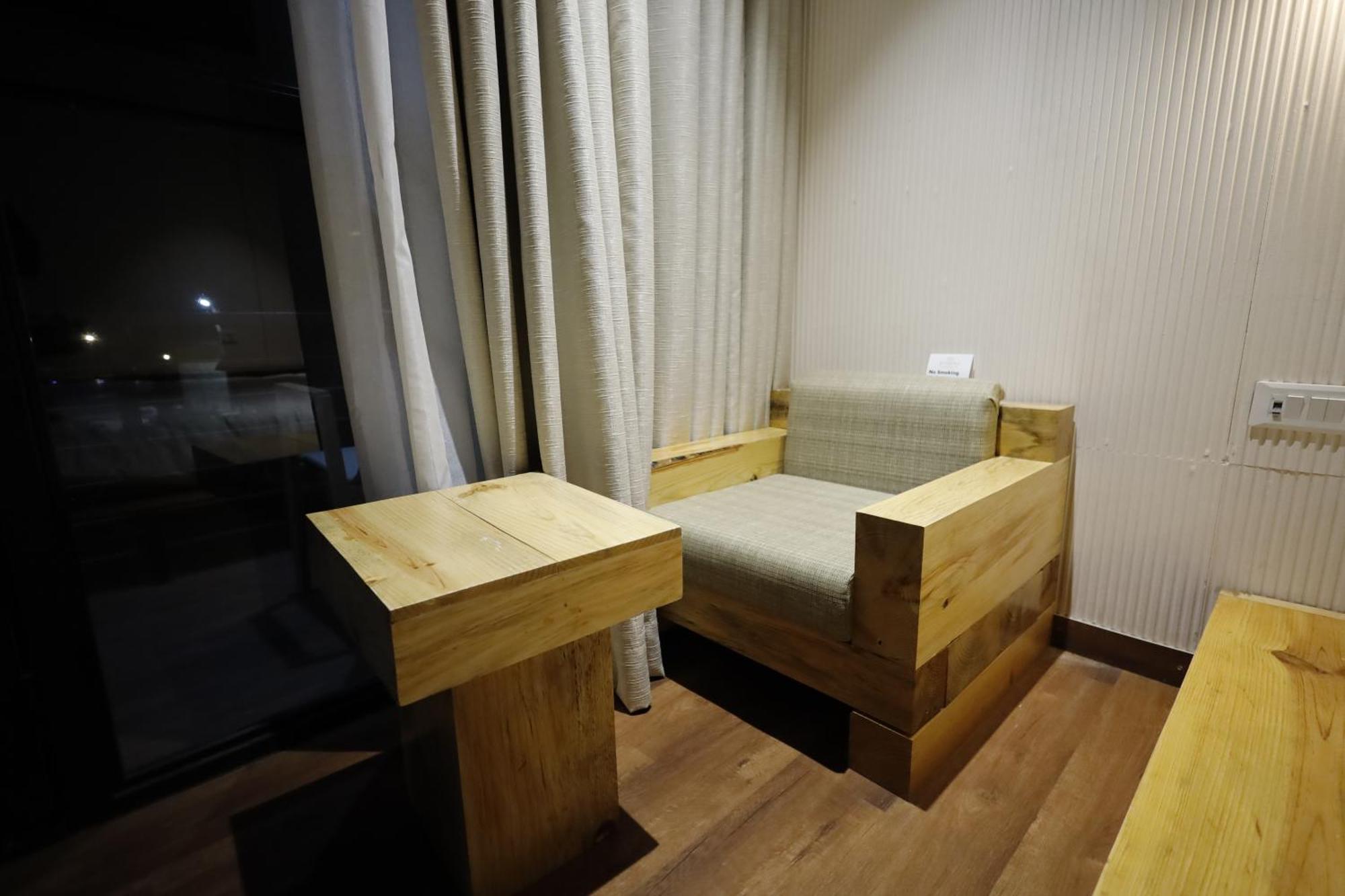 Welcomheritage Tarangi Ramganga Resort Marchula Екстериор снимка