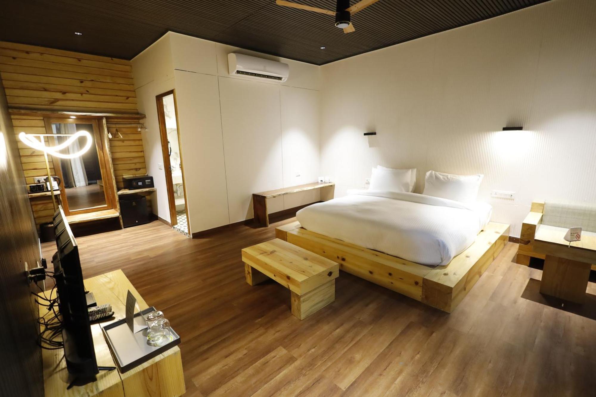 Welcomheritage Tarangi Ramganga Resort Marchula Екстериор снимка
