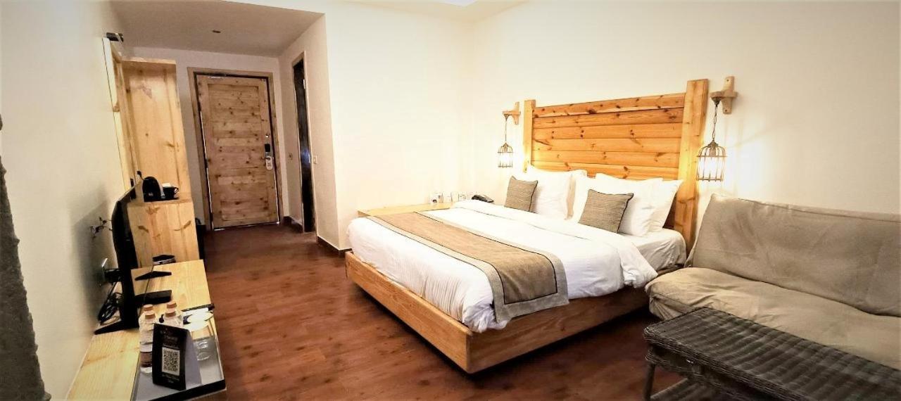 Welcomheritage Tarangi Ramganga Resort Marchula Екстериор снимка